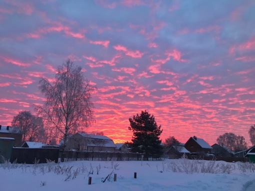 ❄Доброе морозное утро! С началом новой рабочей недели!
Cегодня был красивый рассвет 
город #Раменское 
..