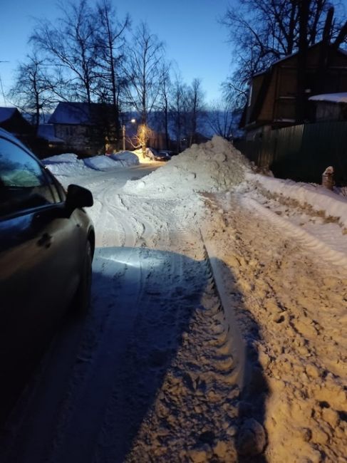 Вот так почистили тротуары в деревне Горки спасибо дорсевис, и отдельное спасибо администрации Ленинского..