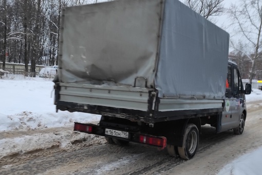 Благоустройство Подольска подъехали к площадке по сбору мусора на больничном проезде в Климовске, выбрали..