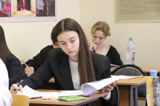 ✍ В ГСГУ стартовала череда очных туров Толстовских олимпиад  📚 Первыми испытание прошли знатоки..