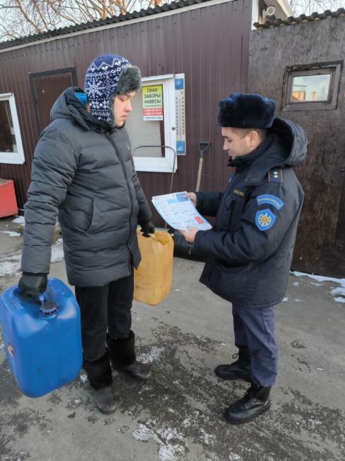 В Пушкинском округе пожарные провели профилактические  беседы  В минувшие выходные пожарные-спасатели..