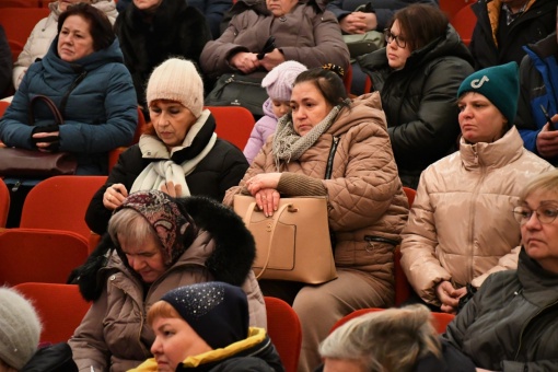 Администрация г.о. #Жуковский  В ЗАЛЕ АДМИНИСТРАЦИИ ВЧЕРА ПРОШЛА ВСТРЕЧА С ЖИТЕЛЯМИ АВАРИЙНЫХ ДОМОВ 
..