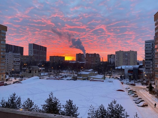 Вдохновляющий рассвет понедельника..