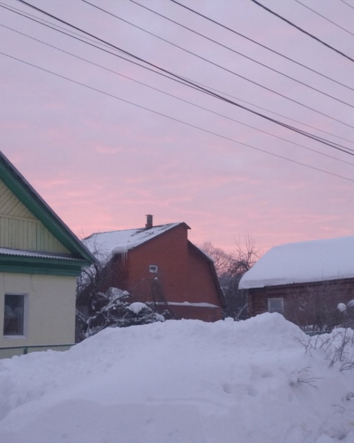 Сегодняшний рассвет в фотографиях..