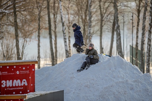 Алексей Гречушников  Настоящая русская Зима в городке 🛷 
Город..