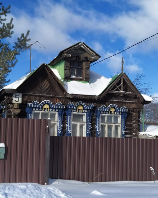 😉 В таких домишках - душа Ногинска.
Согласны.  Спасибо подписчице за..