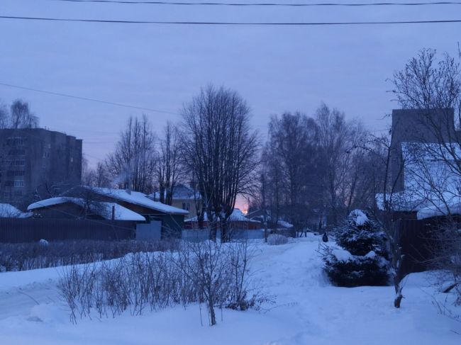 С добрым утром понедельника! 😌  Погода в Ногинске на сегодня:
☁Пасмурно, снег и туман 
🌡Температура от -2° до..