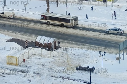 Немного не понятно что происходит по адресу г. Ногинск, ул. Декабристов,д.9а (парковка магазина Дикси). Все по..