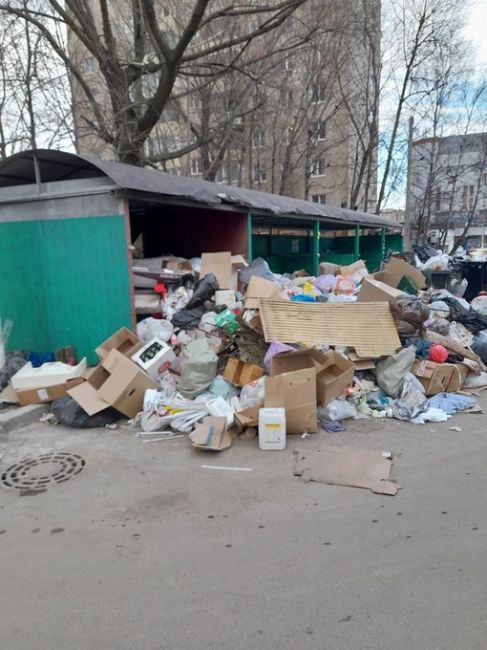 Весенний Подольск утопает в..