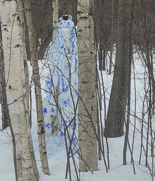 ⛄️Снежный стрит-арт в Кузьминках.  Главное ночью не наткнуться на..