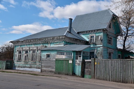 📍 Дом Краузе (ул. Ивановская, д. 5) 
Это жемчужина Старой Коломны. Дом построен под влиянием архитектурных..