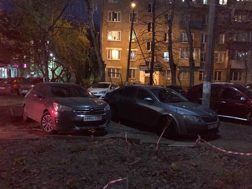 Чего там парня убили что вписался за неправильную парковку у подъезда своей девушки в Москве?! А это Балашиха..
