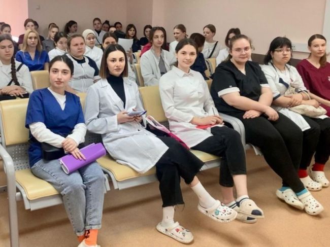 Симуляционный центр помогает молодым врачам в Пушкино отрабатывать навыки по работе с..