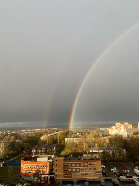 Двойная, огромная, и очень яркая..