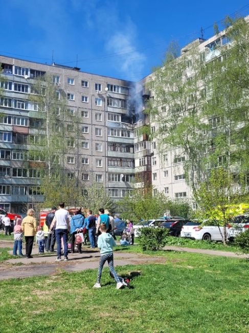 ⚡⚡⚡ Несколько квартир пострадали в Коломне в результате пожара 
В понедельник днем произошел пожар в..