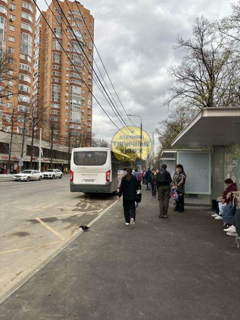 ⚡️⚡️11 маршрут от станции Химки до Ивакино снова запущен  На линии 3 автобуса. Интервалы 25-40 минут.
Ранее..