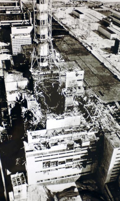 38 лет тому назад.  Ава́рия на Черно́быльской АЭС 26 апреля 1986 года (также известна как катастрофа на..