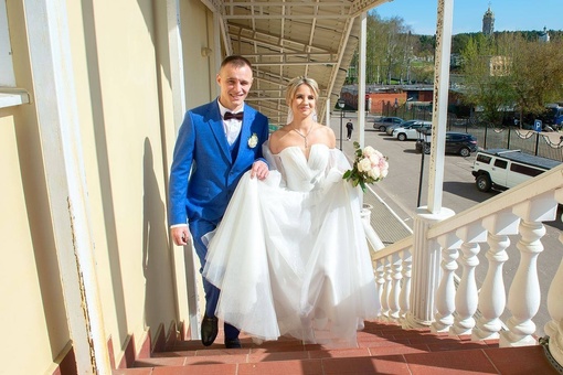 В органном зале КПЦ «Дубровицы» впервые провели церемонию бракосочетания.⁣⁣⠀
⁣⁣⠀
Молодожены Павел и..
