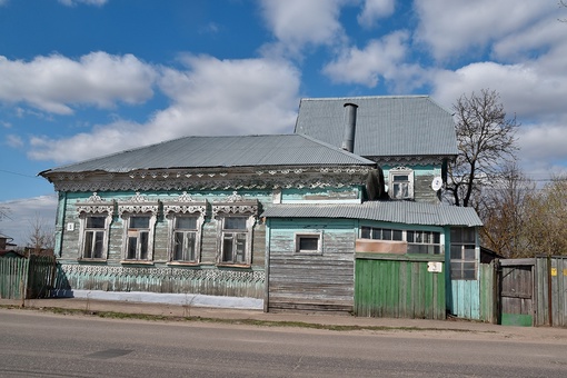 📍 Дом Краузе (ул. Ивановская, д. 5) 
Это жемчужина Старой Коломны. Дом построен под влиянием архитектурных..