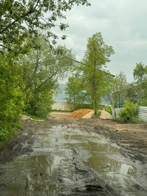 Коротко об обстановке в районе улицы Кольцевая начиная от мусорки по ул. Кольцевая и пересечение ул.Почтовая..