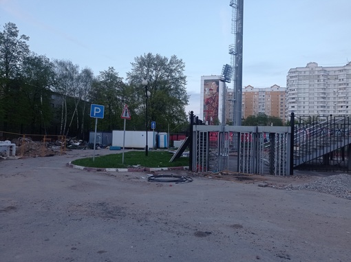 Чудо мэр Юров объявил что с 23 января 2023 года начинается капитальный ремонт стадиона Орион,..