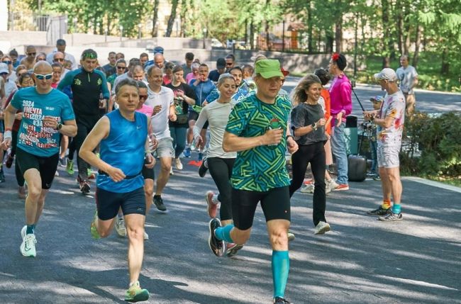 пять верст  Начинаем лето со спорта: с 1 июня в Мытищах стартуют еженедельные массовые пробежки 
Желающих..