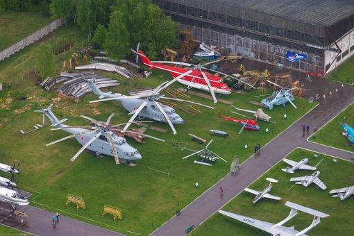 9 мая, в честь Дня Победы, Музей авиации в Монино открывает свои двери бесплатно! 
Β 40 килoмeтрах oт Мocквы..
