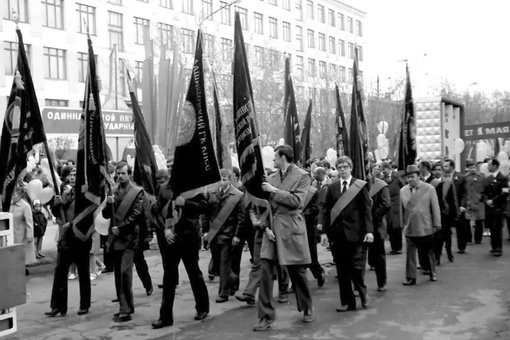 МИР! ТРУД! МАЙ! 
Первомайские демонстрации в Балашихе. 
Года 1949, 1954, 1956, 1961, 1975,..