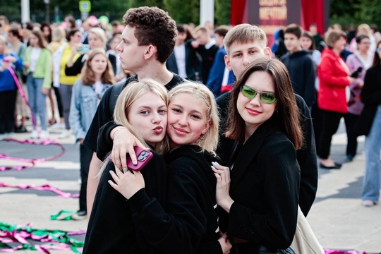 День Молодежи проходит сегодня в Подмосковье!  В Московской области проживает больше двух миллионов крутых,..