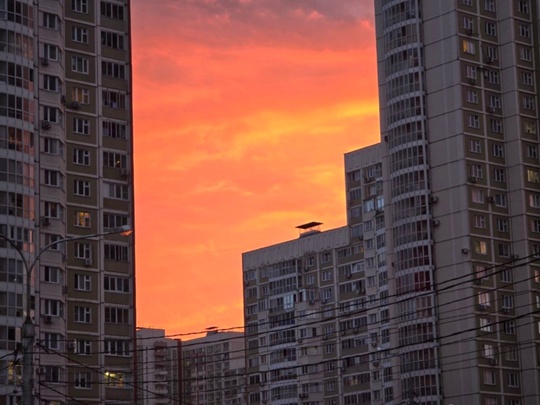 Зарисовки вечерних Химок 🌆  Фото - Ростислав..