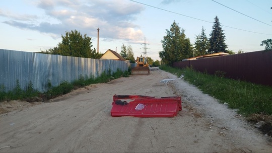 🤷🏻‍♂️ Дорога? Не скоро  В середине марта мы рассказывали о том, что вскоре Борисово и микрорайон имени..