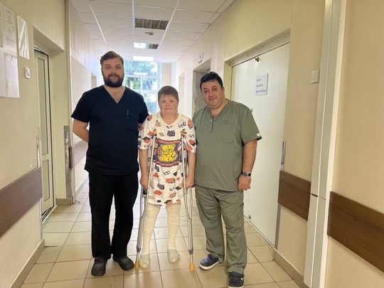 Замена коленного сустава – история одной пациентки  63-летняя Наталья Петровна с болями в колене мучилась..