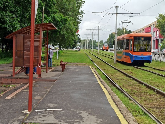 🚋 В Коломне продолжают реализовывать программу по модернизации трамвайных остановок. Как рассказал..