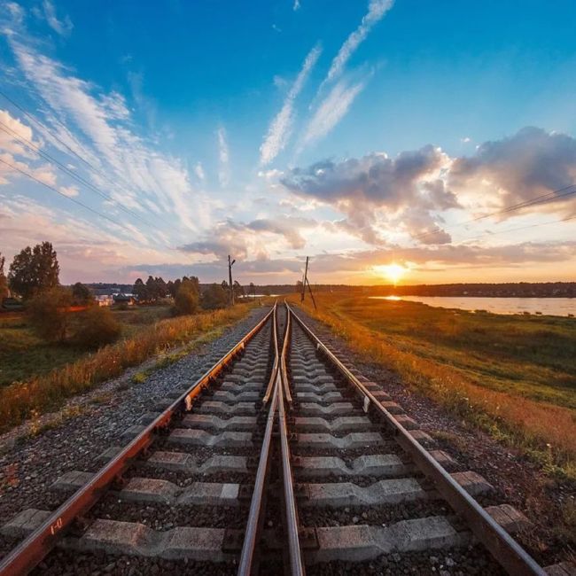 🛤 Дорогие электростальцы, пожалуйста, внимательно и осторожно переходите железнодорожные пути!  Наиболее..