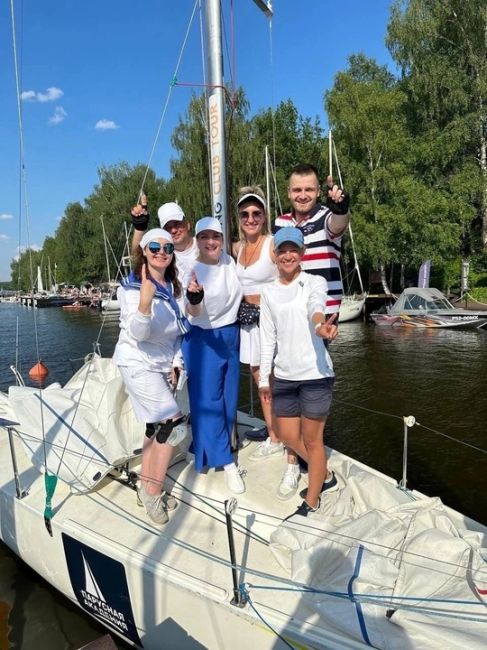 🛥Раменская команда заняла первое место в соревновании по гонкам на парусных яхтах в Подмосковье..