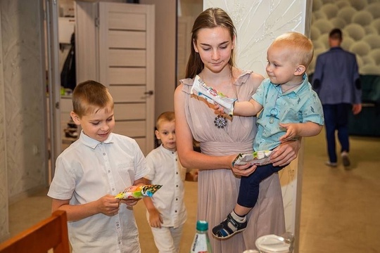 Многодетная мама из Одинцовского округа получила медаль «Материнская слава» ❤️  Жительница Новошихово..