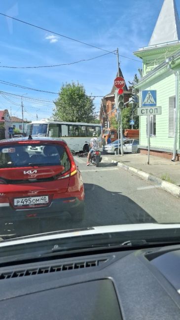 🚓🚗 ДТП на Октябрьской. Сбили самокатчика..