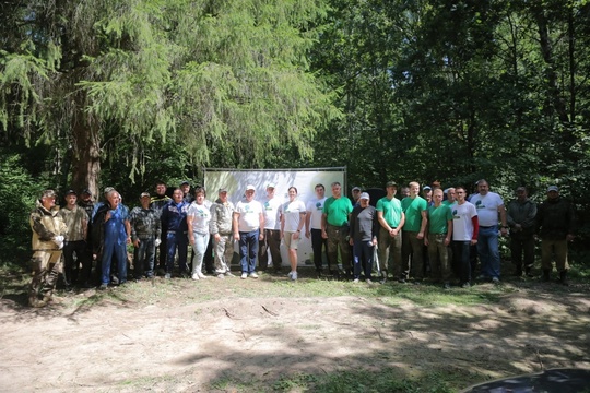 🌳🌲 Городской округ Коломна вновь присоединился к проекту «Чистый лес» партии «Единая Россия». Сотрудники..