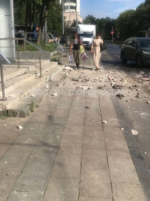 Обрушение фасада произошло в Сокольниках во 2-м Полевом..
