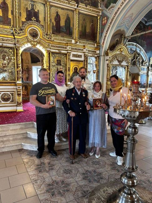 ❤В Спасском храме, расположенном недалеко от Зеленограда, прошла церемония венчания Василия Рыбакова,..