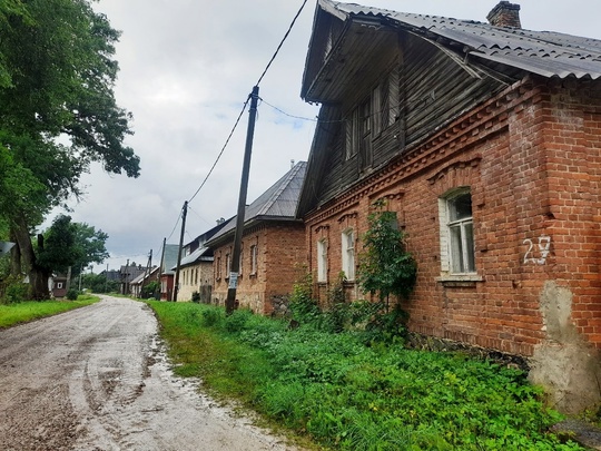 Новгородская область. Станция Батецкая. Старинная деревня Мроткино. 
Батецкий район Новгородской области -..