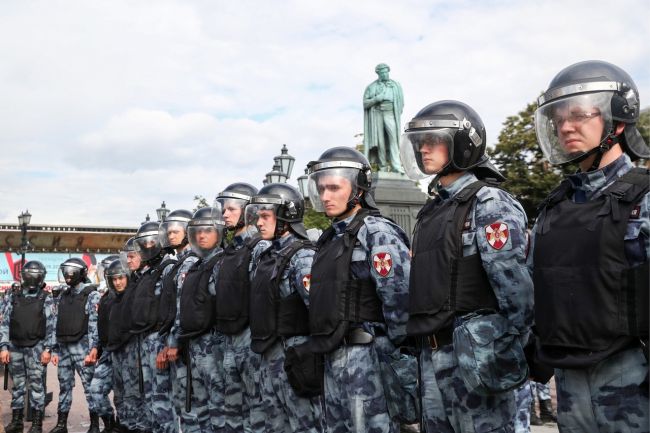 В Москве усилены меры безопасности из-за возможных диверсионных рейдов  По информации канала «База», в..