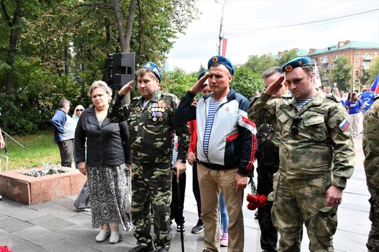 ВЧЕРА В ЖУКОВСКОМ ПРОШЕЛ МИТИНГ, ПОСВЯЩЕННЫЙ ДНЮ ВОЗДУШНО-ДЕСАНТНЫХ ВОЙСК  Мероприятие состоялось у..