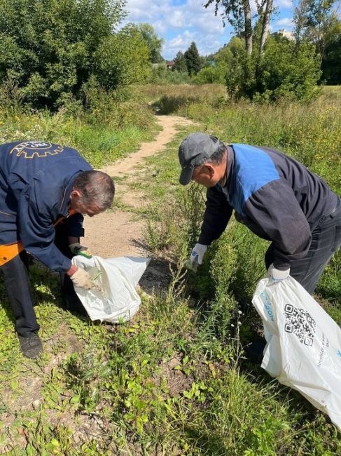 На акции по очистке берега реки Петрицы собрали пять кубометров мусора. 
🔵 В Городском округе Подольск..