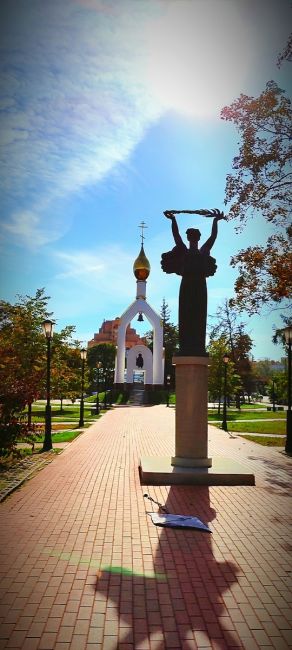 Спасибо этому городу, за гостеприимство, впечатления, эмоции...
Привет из Великого Новгорода..