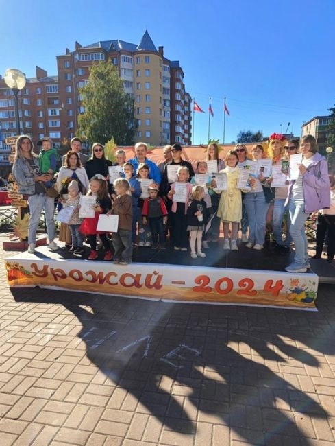 Фестиваль-конкурс даров природы «Урожай 2024» состоялся в городе Куровское.  Для гостей праздника осени..