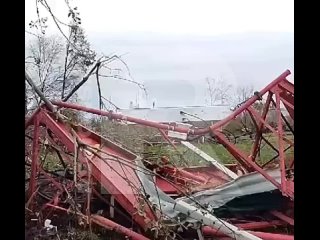 Спасатели устраняют последствия урагана в Клину  Северная часть городского округа пострадала от сильного..