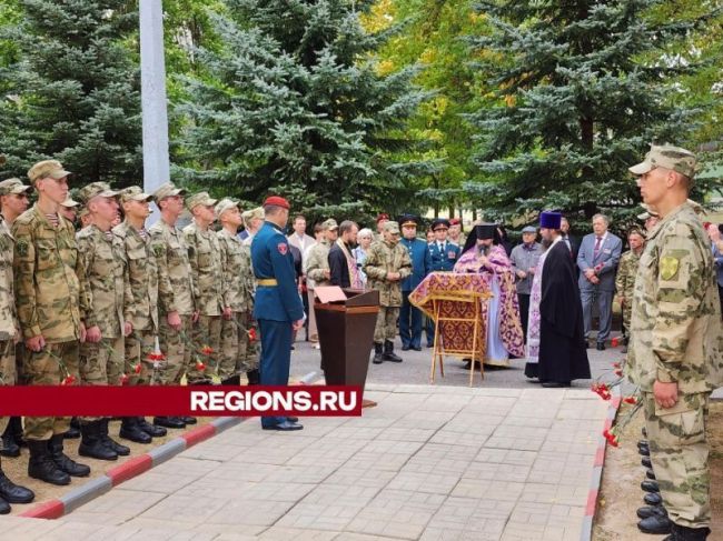 Капсулу времени закопали во время торжеств по случаю 36-летия знаменитой Софринской бригады в Ашукино.  В..