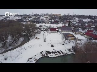 Неадекват напал на московскую мотоблогершу Анютамини. Он ее избил, угрожал ножом и попытался угнать..