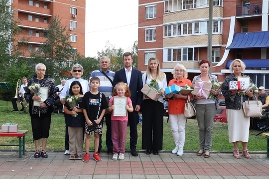 ЛУЧШИЙ ДВОРИК БАЛАШИХИ 🌺
️Девять дворов Балашихи получили призы  ежегодного городского конкурса «Мой двор..